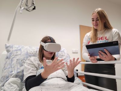 Studentům AGEL Střední zdravotnické školy a Vyšší odborné školy zdravotnické pomáhá při studiu virtuální realita